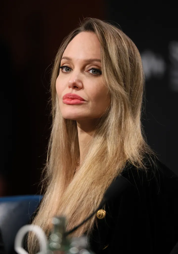 Angelina Jolie: Güç, Yetenek ve Şefkatin Hollywood İkonu