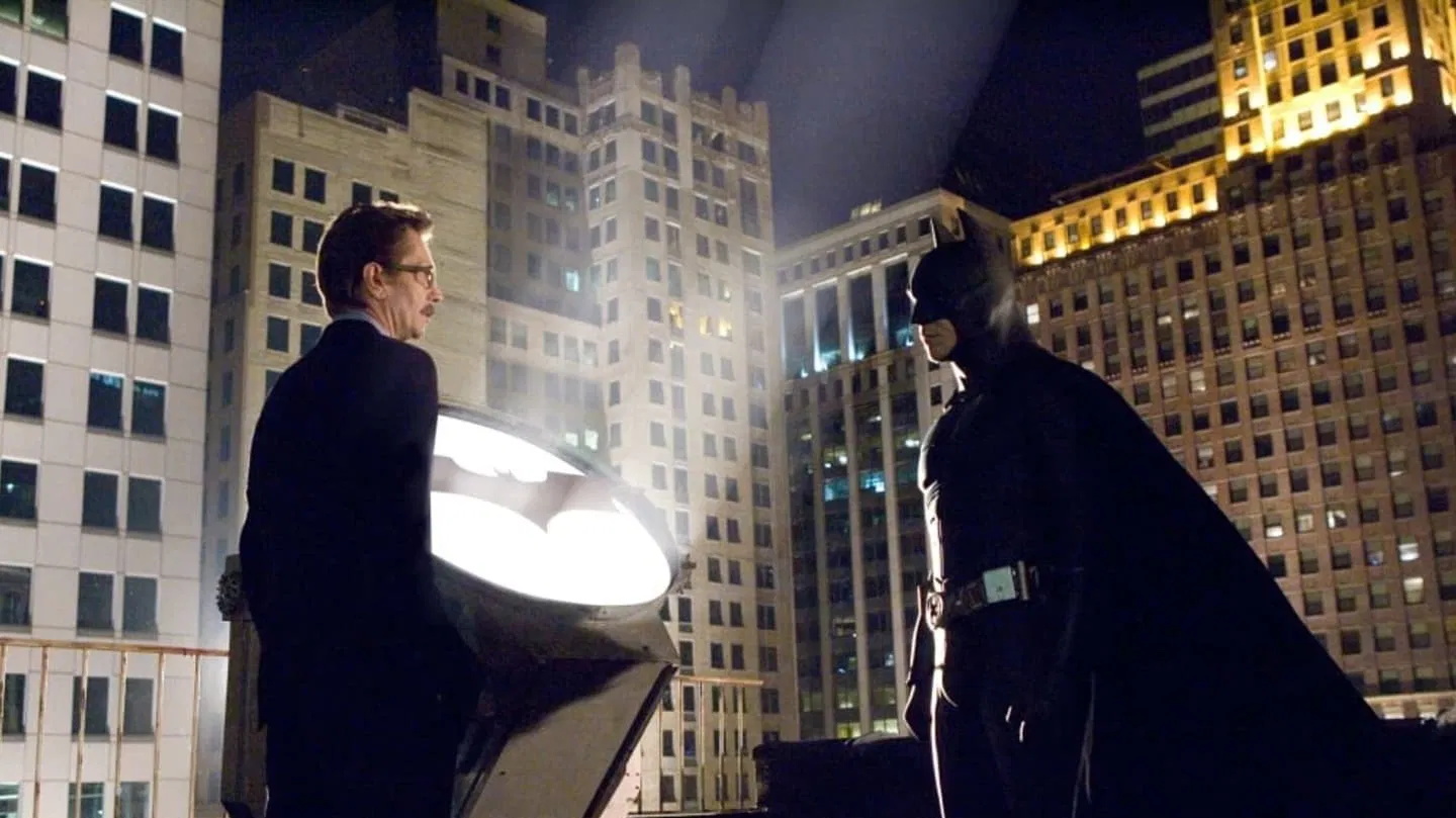 Batman Başlıyor - Batman Begins (2005) 2005, Aksiyon, Christian Bale, Christopher Nolan, Cillian Murphy, Dram, Gary Oldman, Gerilim, Katie Holmes, Liam Nesson, Michael Caine, Suç