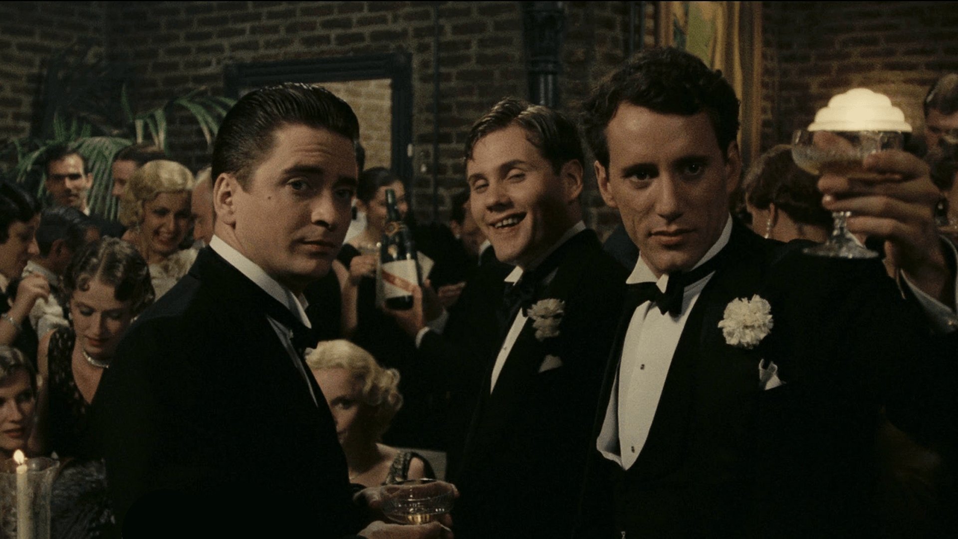 Bir Zamanlar Amerika'da - Once Upon A Time in America (1984) 4 Bir Zamanlar Amerika'da - Once Upon A Time in America (1984) 1984, Dram, Elizabeth McGovern, Harry Grey, James Woods, Leonardo Benvenuti, Piero De Bernardi, Robert De Niro, Sergio Leone, Suç