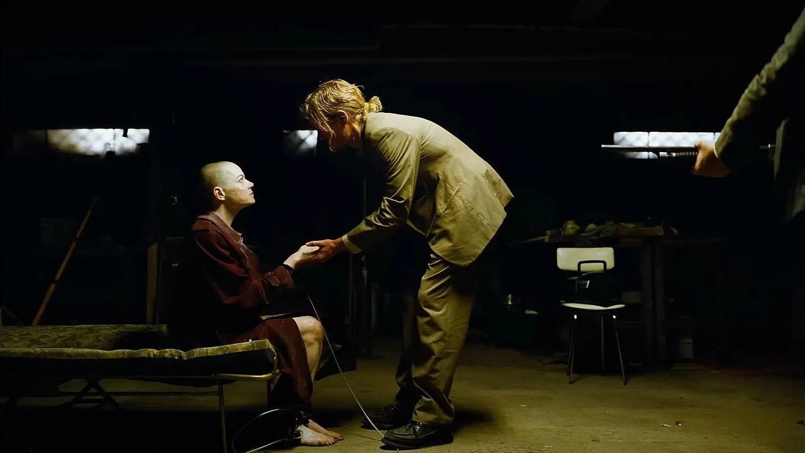 Bugonia (2025) 2025, Aidan Delbis, Bilim Kurgu, Emma Stone, Jang Joon-hwan, Jesse Plemons, Komedi, Suç, Will Tracy, Yorgos Lanthimos