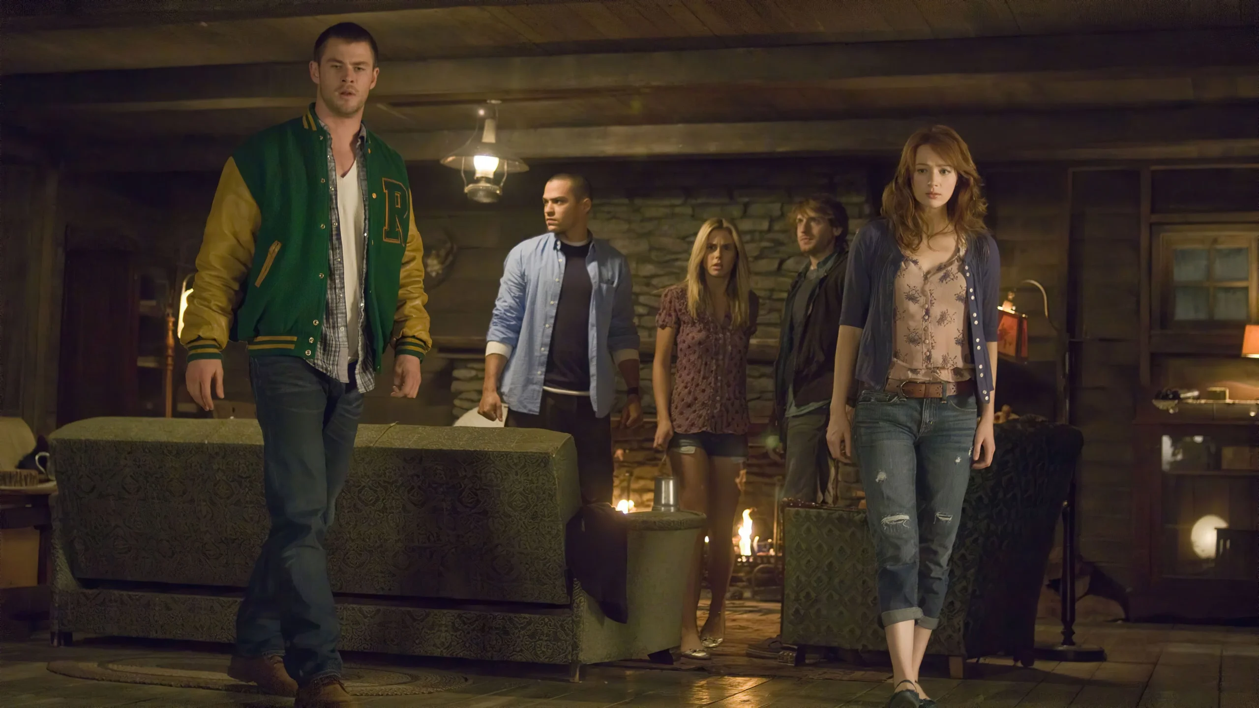 Dehşet Kapanı - The Cabin in The Woods (2011) 2011, Anna Hutchison, Christ Hemsworth, Drew Goddard, Gizem, Joss Whedon, Korku, Kristen Connolly