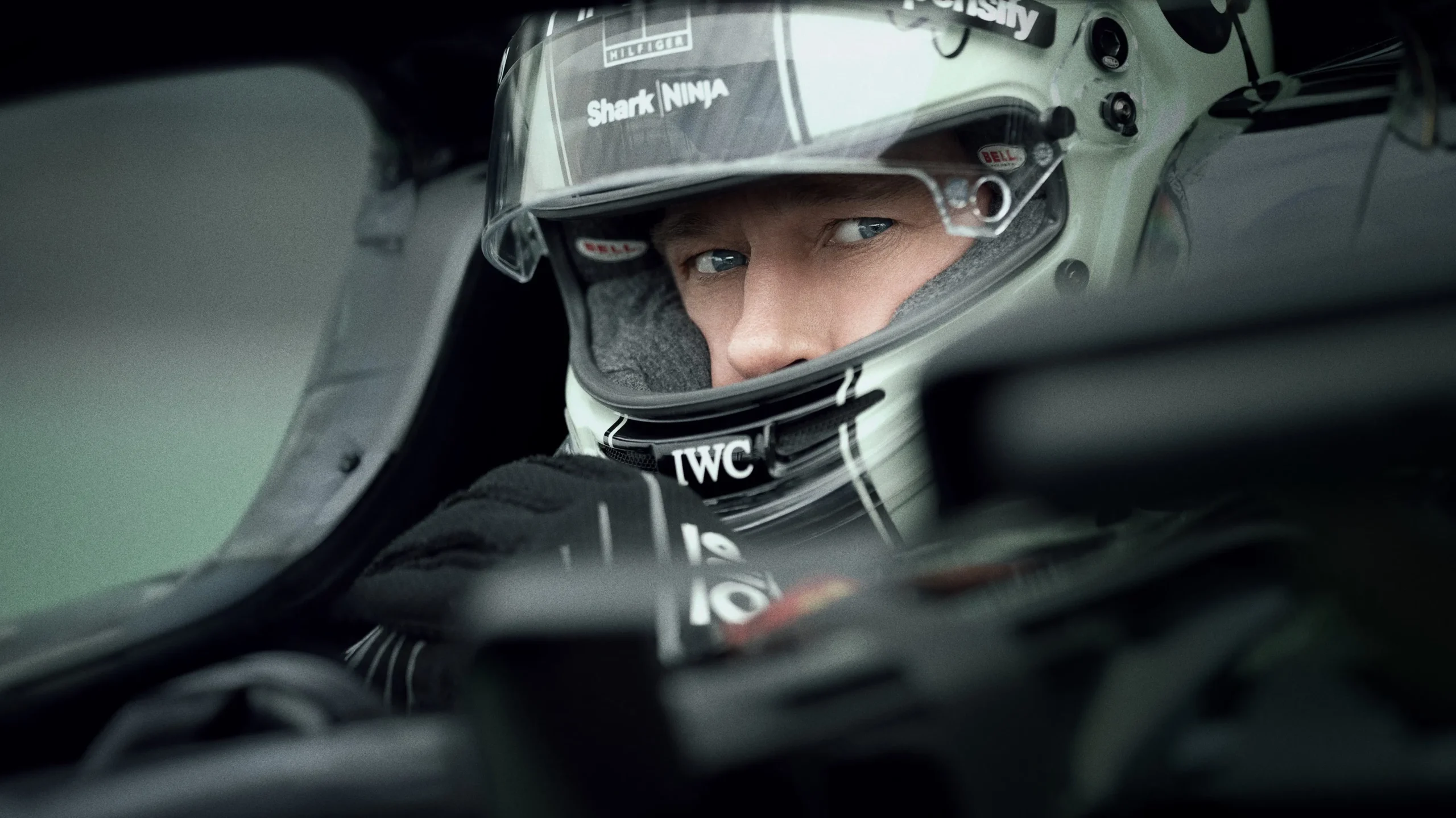 F1 Filmi - F1: The Movie (2025) 4 F1 Filmi - F1: The Movie (2025) 2025, Aksiyon, Brad Pitt, Damson Idris, Dram, Javier Bardem, Joseph Kosinski, Spor