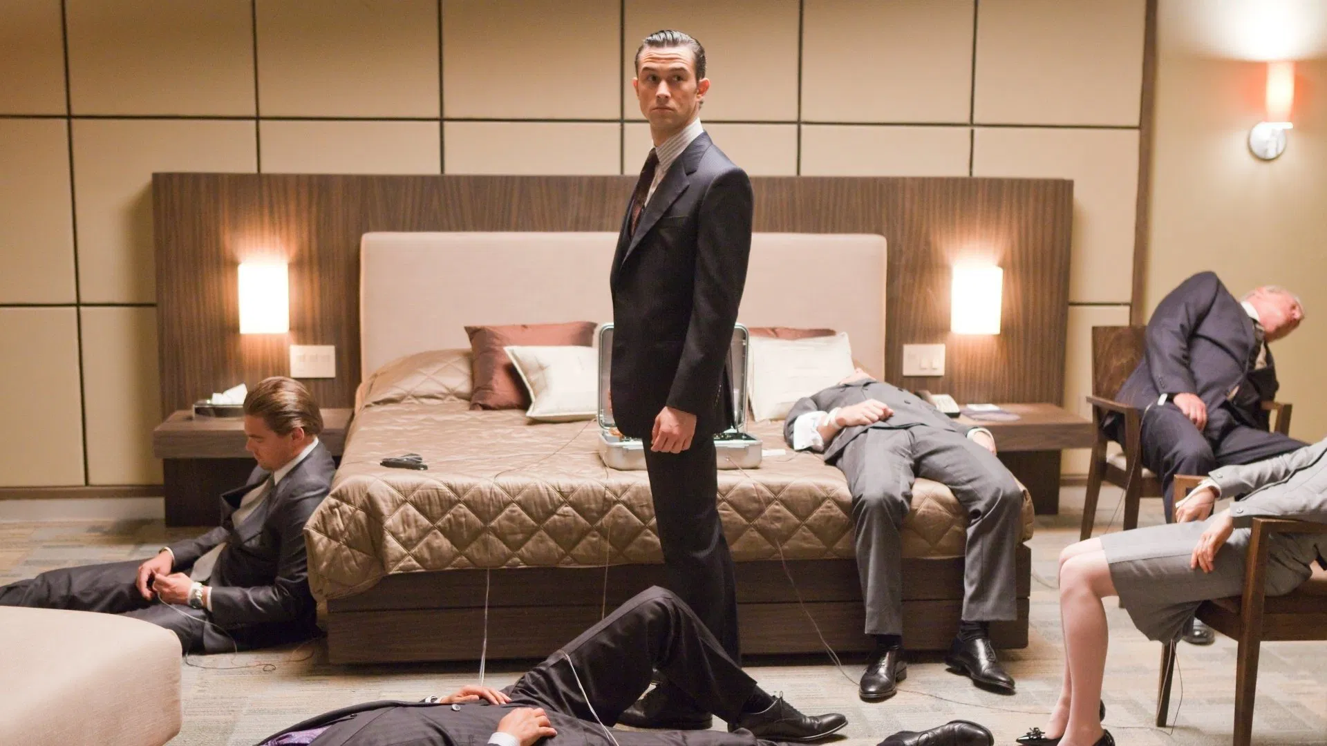 Başlangıç - Inception (2010) Aksiyon, Bilim Kurgu, Gerilim, Macera