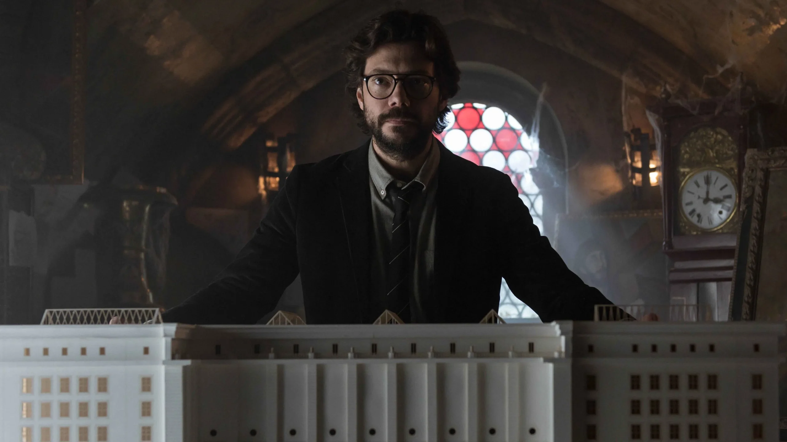 La Casa de Papel - Money Heist (2017-2021) 5 La Casa de Papel - Money Heist (2017-2021) Aksiyon, Dram, Gerilim, Gizem, Suç