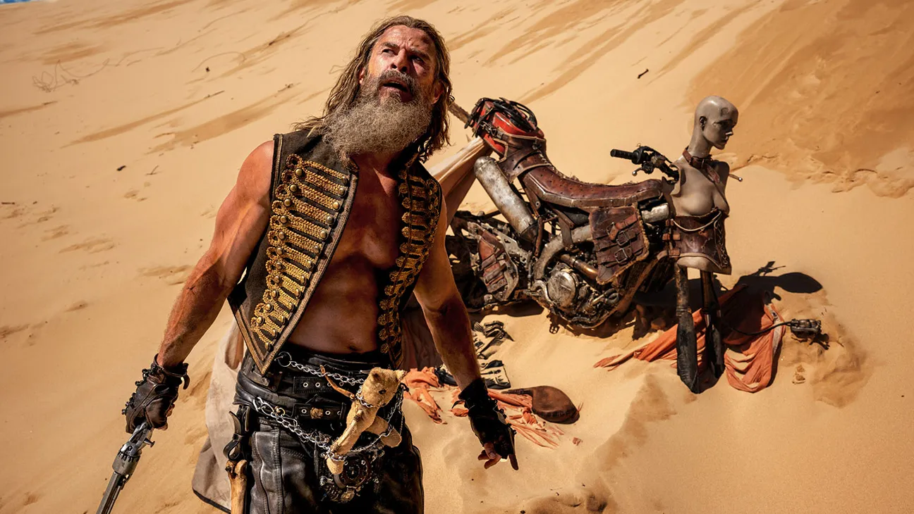 Furiosa: Bir Mad Max Destanı filminden bir fotoğraf.