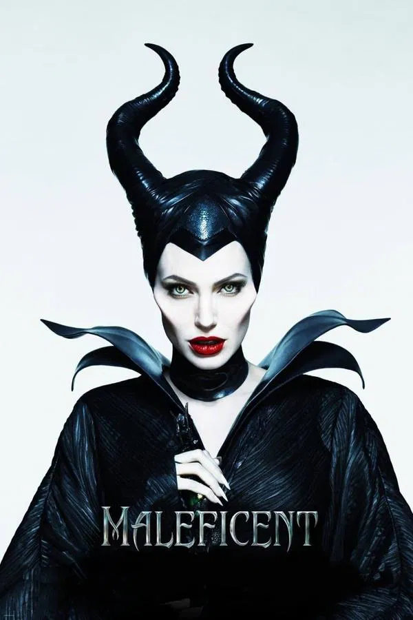Angelina Jolie: Güç, Yetenek ve Şefkatin Hollywood İkonu