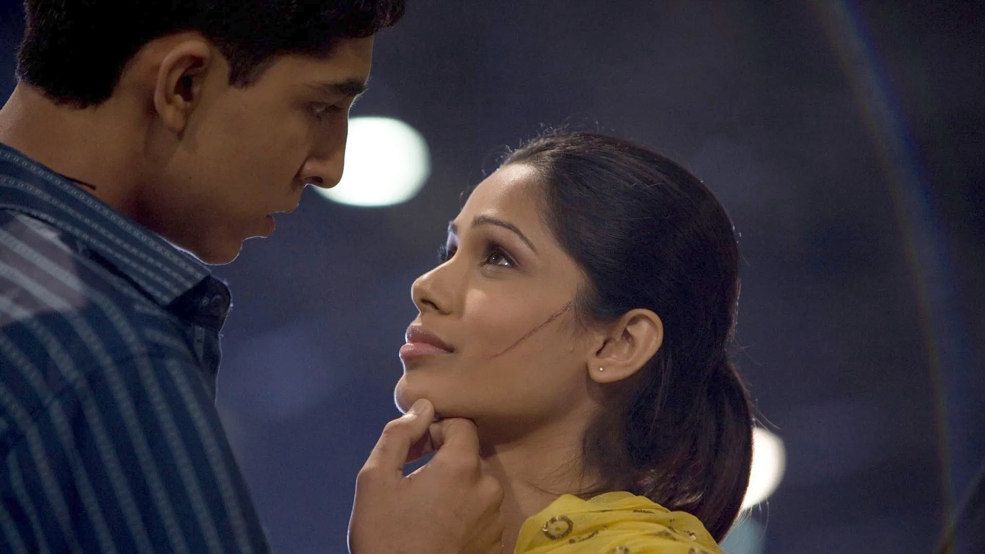 Milyoner - Slumdog Millionaire (2008) 2008, Anil Kapoor, Danny Boyle, Dev Patel, Dram, Freida Pinto, Irrfan Khan, Madhur Mittal, Romantik, Suç