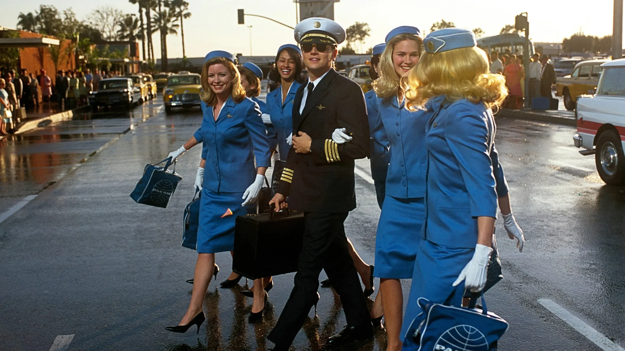 Sıkıysa Yakala - Catch Me If You Can (2002) 2002, Biyografi, Christopher Walken, Dram, Frang Abagnale Jr., Jeff Nathanson, Leonardo DiCaprio, Steven Spielberg, Suç, Tom Hanks