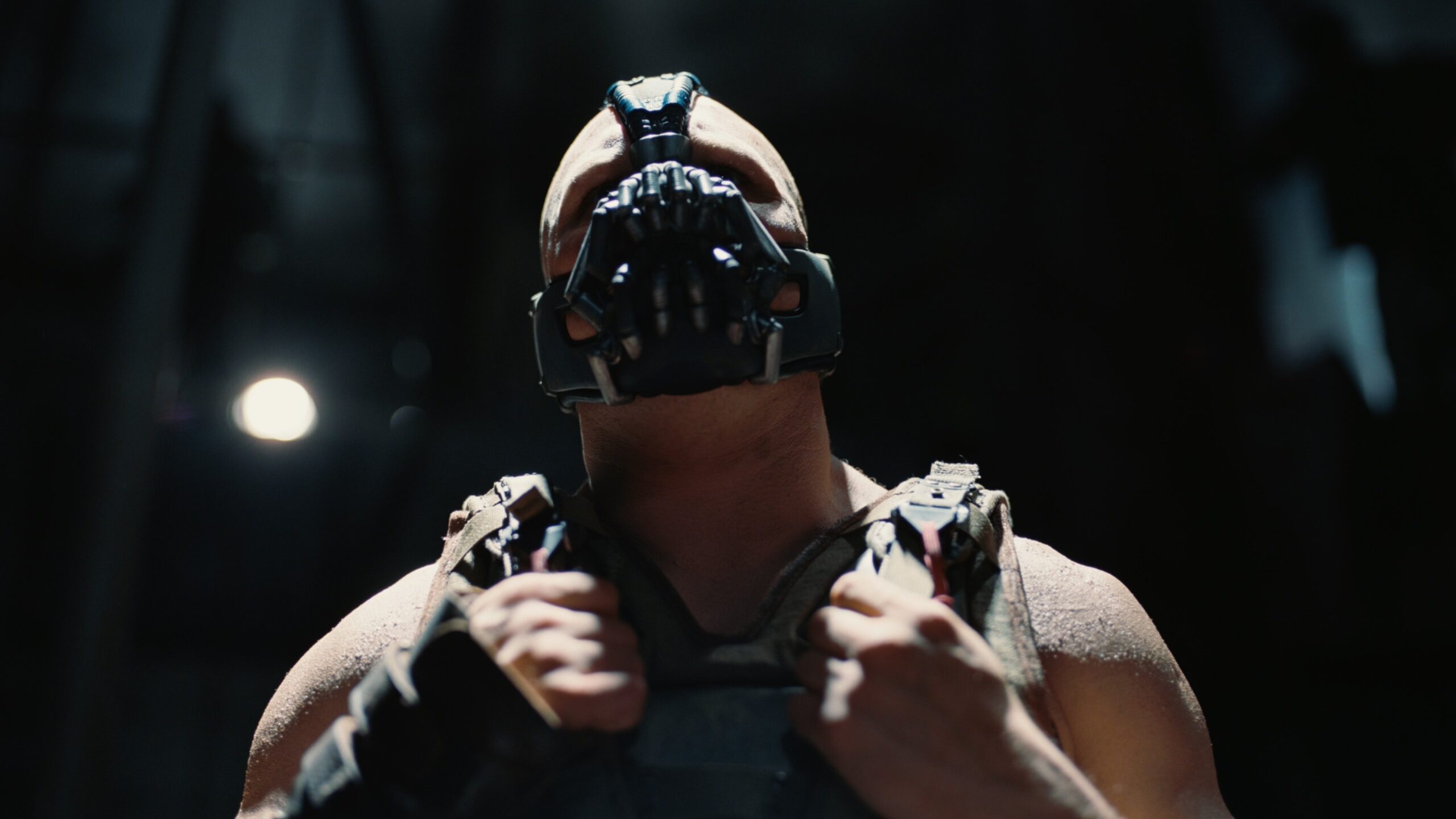 Tom Hardy: Modern Sinemanın Sessiz Gücü ve Karakter Ustası