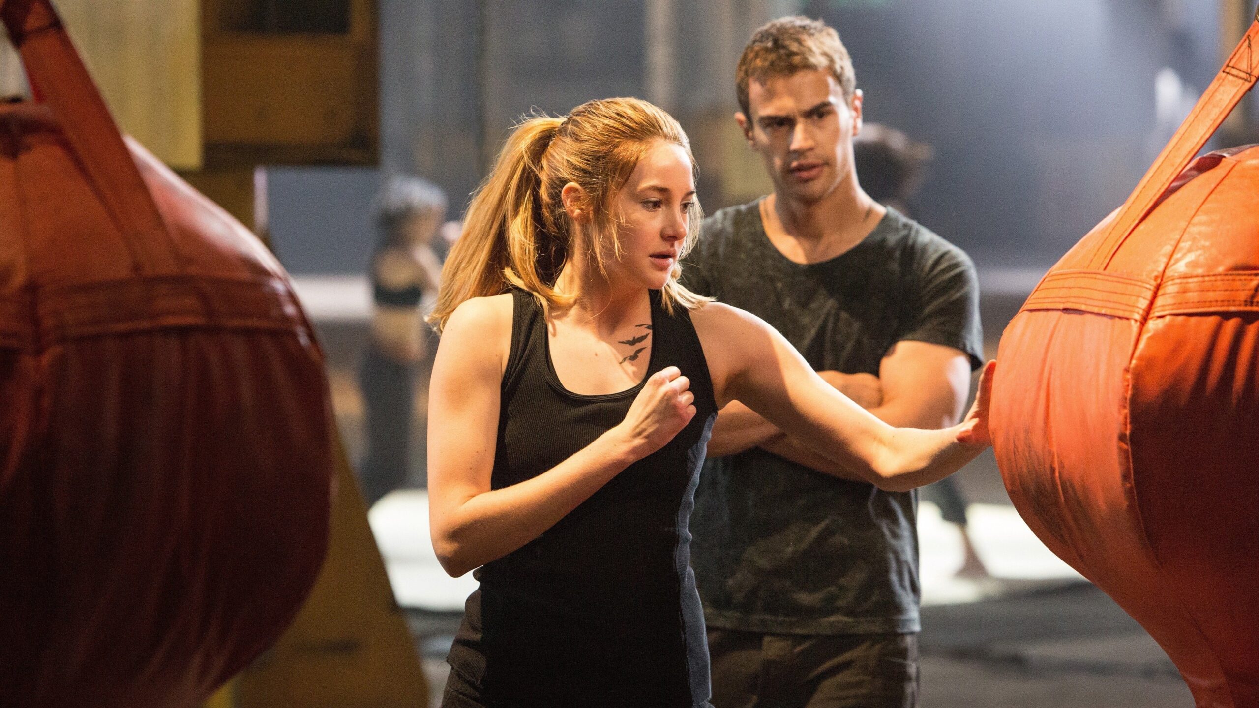 Uyumsuz - Divergent (2014) 2014, Aksiyon, Ashley Judd, Bilim Kurgu, Dram, Evan Daugherty, Gizem, Macera, Neil Burger, Shailene Woodley, Theo James, Vanessa Taylor, Veronica Roth
