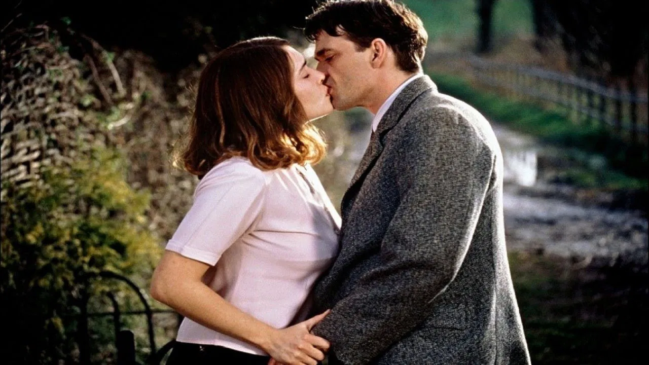 Enigma filminden bir fotoğraf.