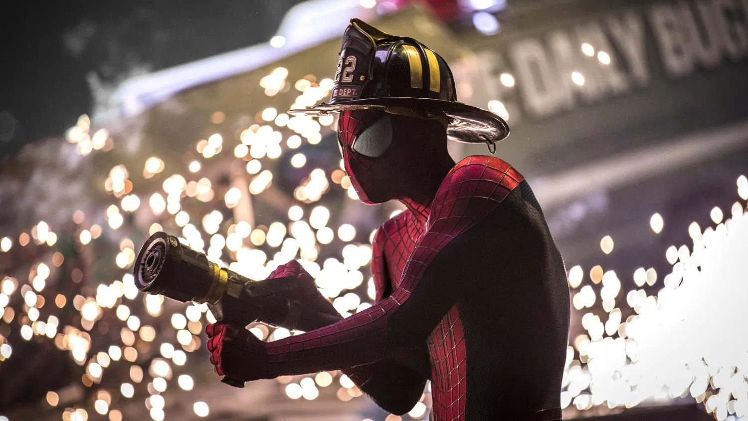İnanılmaz Örümcek Adam 2 - The Amazing Spider-Man 2 (2014) 2014, Aksiyon, Alex Kurtzman, Andrew Garfield, Bilim Kurgu, Emma Stone, Jamie Foxx, Jeff Pinkner, Macera, Marc Webb, Roberto Orci, Sally Field