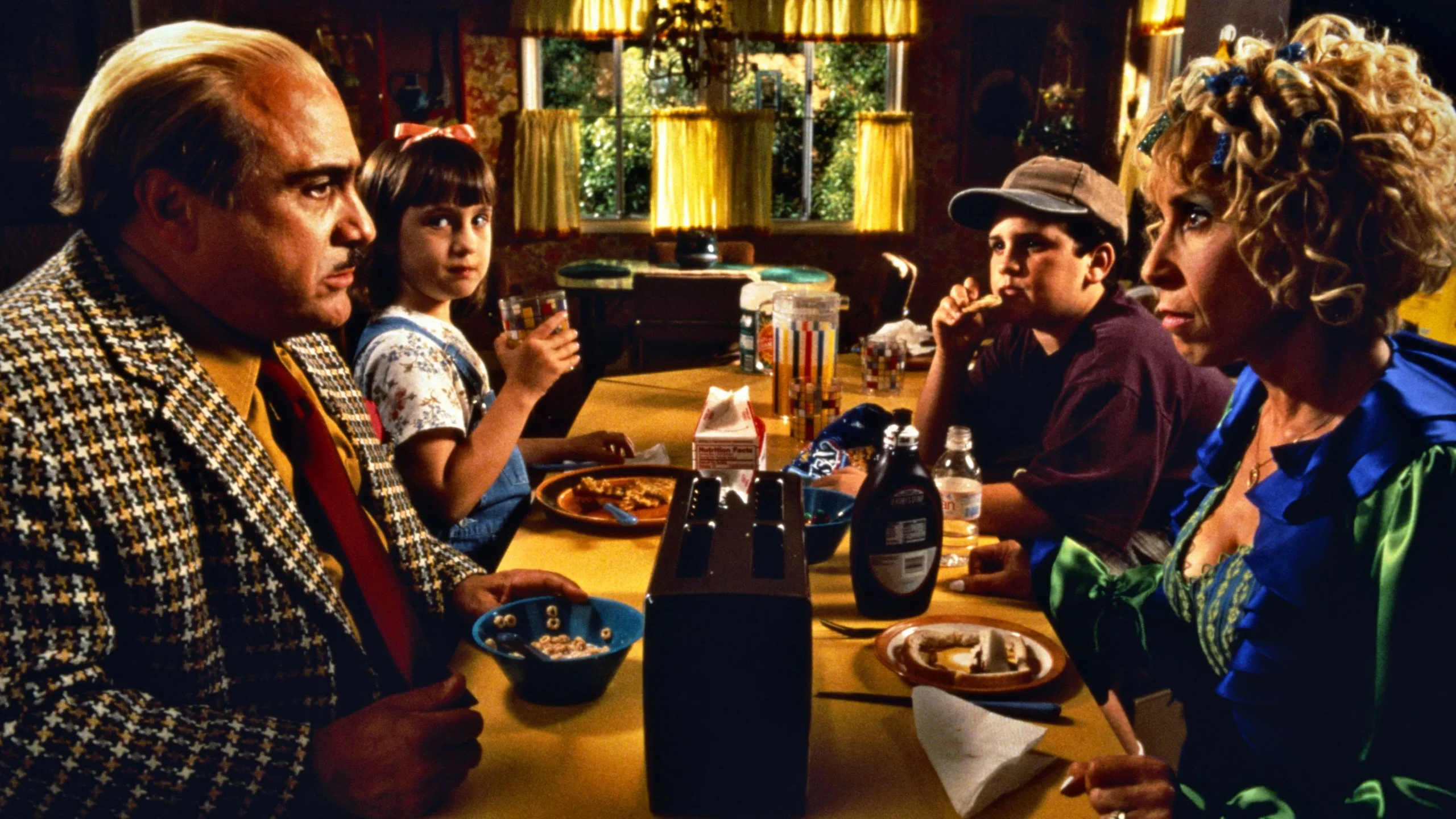 Matilda (1996) 2 Matilda (1996) 1996, Aile, Danny DeVito, Embeth Davidtz, Fantastik, Komedi, Mara Wilson, Nicholas Kazan, Pam Ferris, Paul Reubens, Rhea Perlman, Roald Dahl, Robin Swicord, Tracey Walter