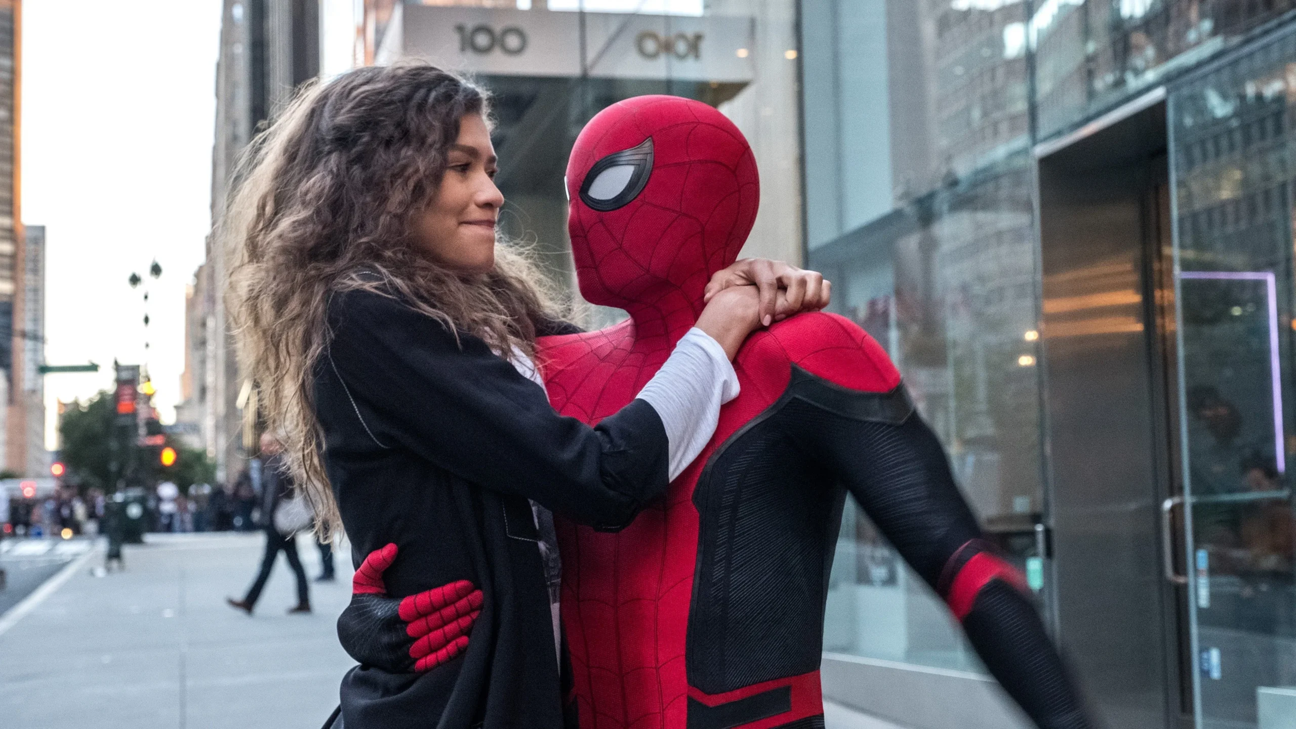 Örümcek Adam: Evden Uzakta - Spider-Man: Far From Home (2019) 3 Örümcek Adam: Evden Uzakta - Spider-Man: Far From Home (2019) 2019, Aksiyon, Bilim Kurgu, Chris McKenna, Erik Sommers, Fantastik, Jake Gyllenhaal, Jon Watts, Komedi, Macera, Marisa Tomei, Samuel L. Jackson, Stan Lee, Tom Holland, Zendaya