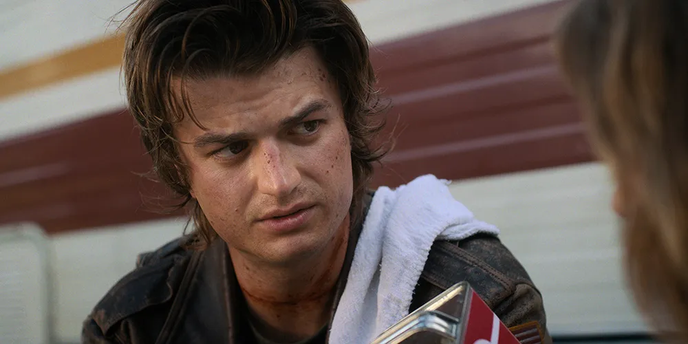 Final Sezonu Yaklaşırken Steve Harrington Tehlikede