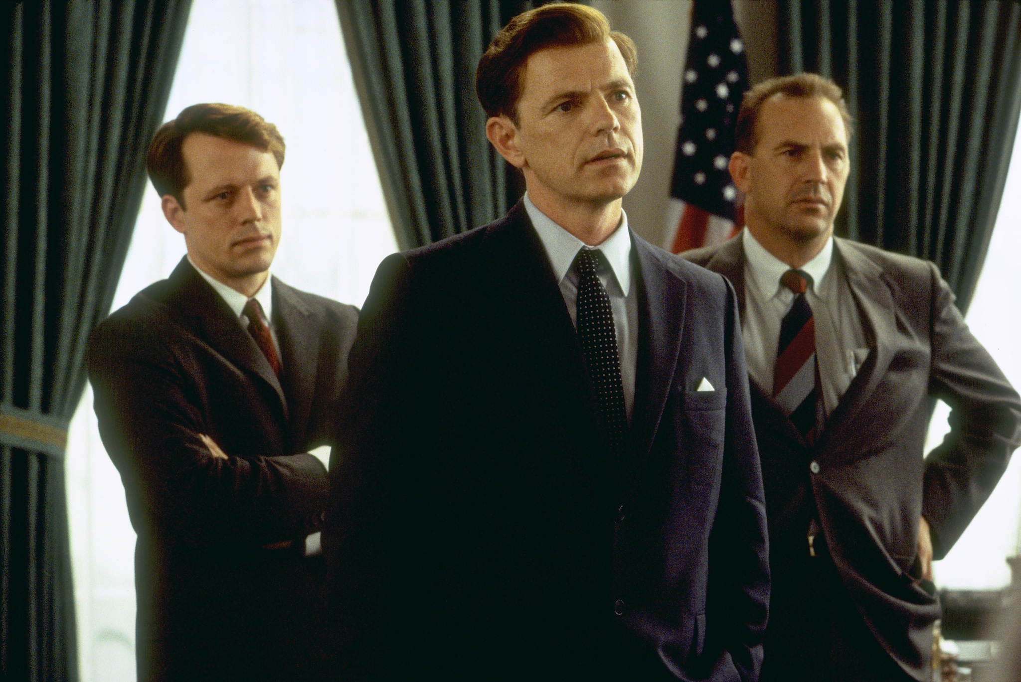Yakın Tehlike - Thirteen Days (2000) 2000, Bruce Greenwood, David Self, Dram, Ernest R. May, Gerilim, Kevin Costner, Philip D. Zelikow, Roger Donaldson, Shawn Driscoll, Tarih