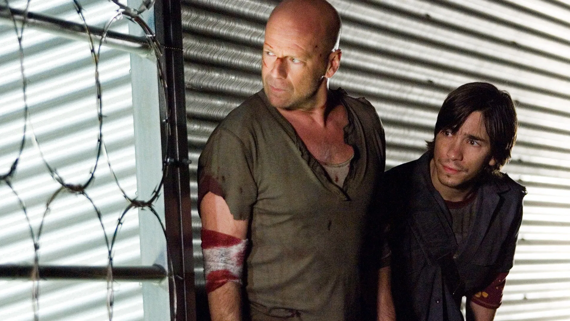 Zor Ölüm 4 - Life Free or Die Hard (2007) 2007, Aksiyon, Andrew Friedman, Bruce Willis, Cliff Curtis, Gerilim, John Carlin, Jonathan Sadowski, Justin Long, Len Wiseman, Maggie Q, Mark Bomback, Roderick Thorp, Timothy Olyphant