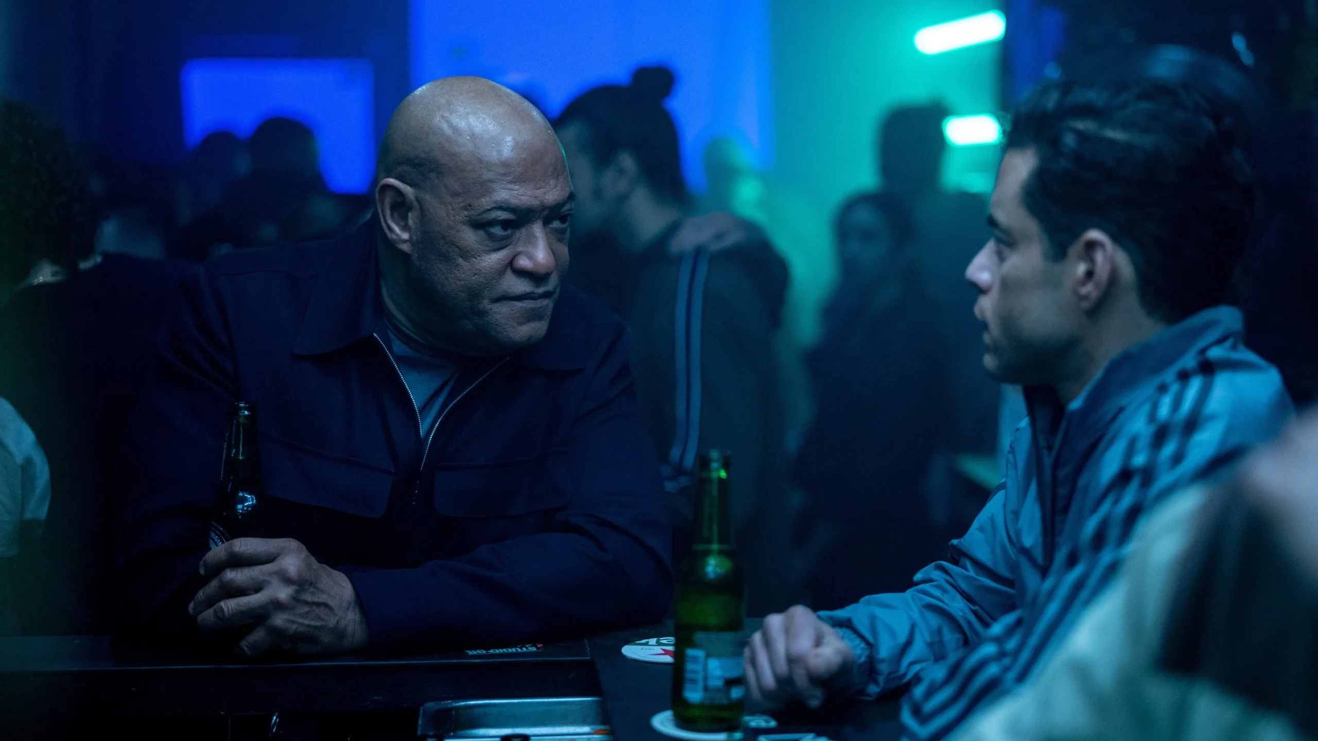 Amatör (2025) filminin başrol oyuncuları tek karede.