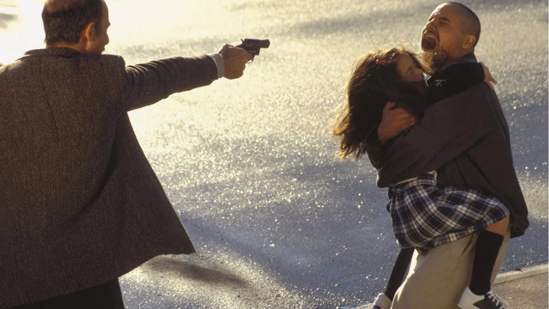 Çarpışma - Crash (2004) 2004, Art Chudabala, Bobby Moresco, Dato Bakhtadze, Don Cheadle, Dram, Gerilim, Karina Arroyave, Paul Haggis, Sandra Bullock, Suç, Thandiwe Newton, Tony Danza