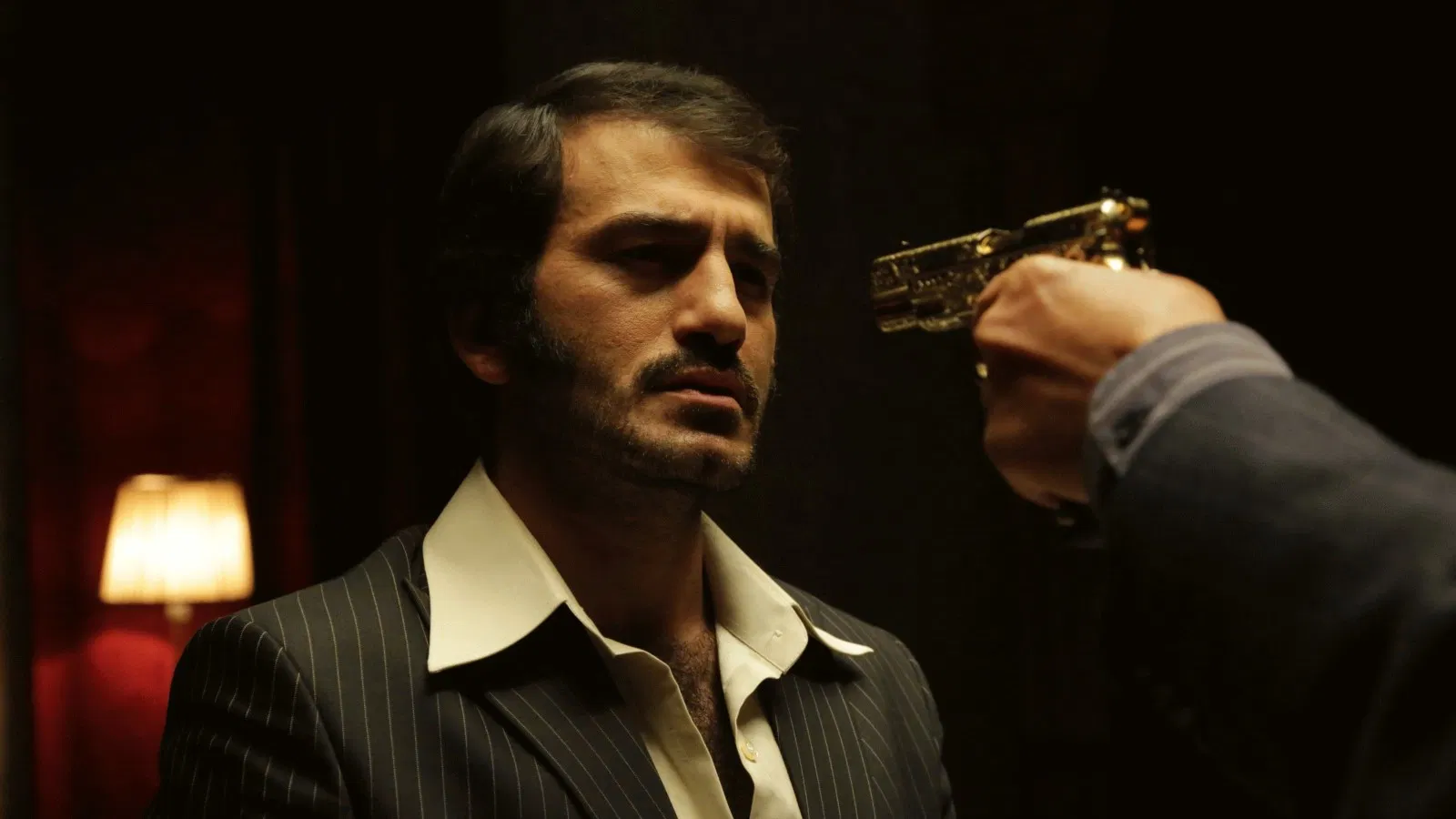 Dayı: Bir Adamın Hikayesi (2021) 2 Dayı: Bir Adamın Hikayesi (2021) filminden bir fotoğraf.
