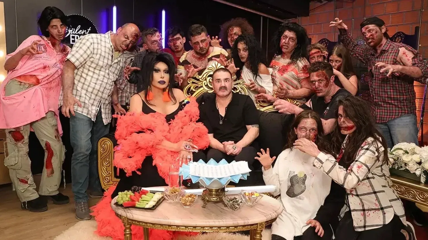 Kutsal Damacana 5: Zombi (2025) 2025, Deniz Oral, Ersin Korkut, Kamil Çetin, Komedi, Şafak Sezer, Yıldırım Memişoğlu, Zeynep Süner