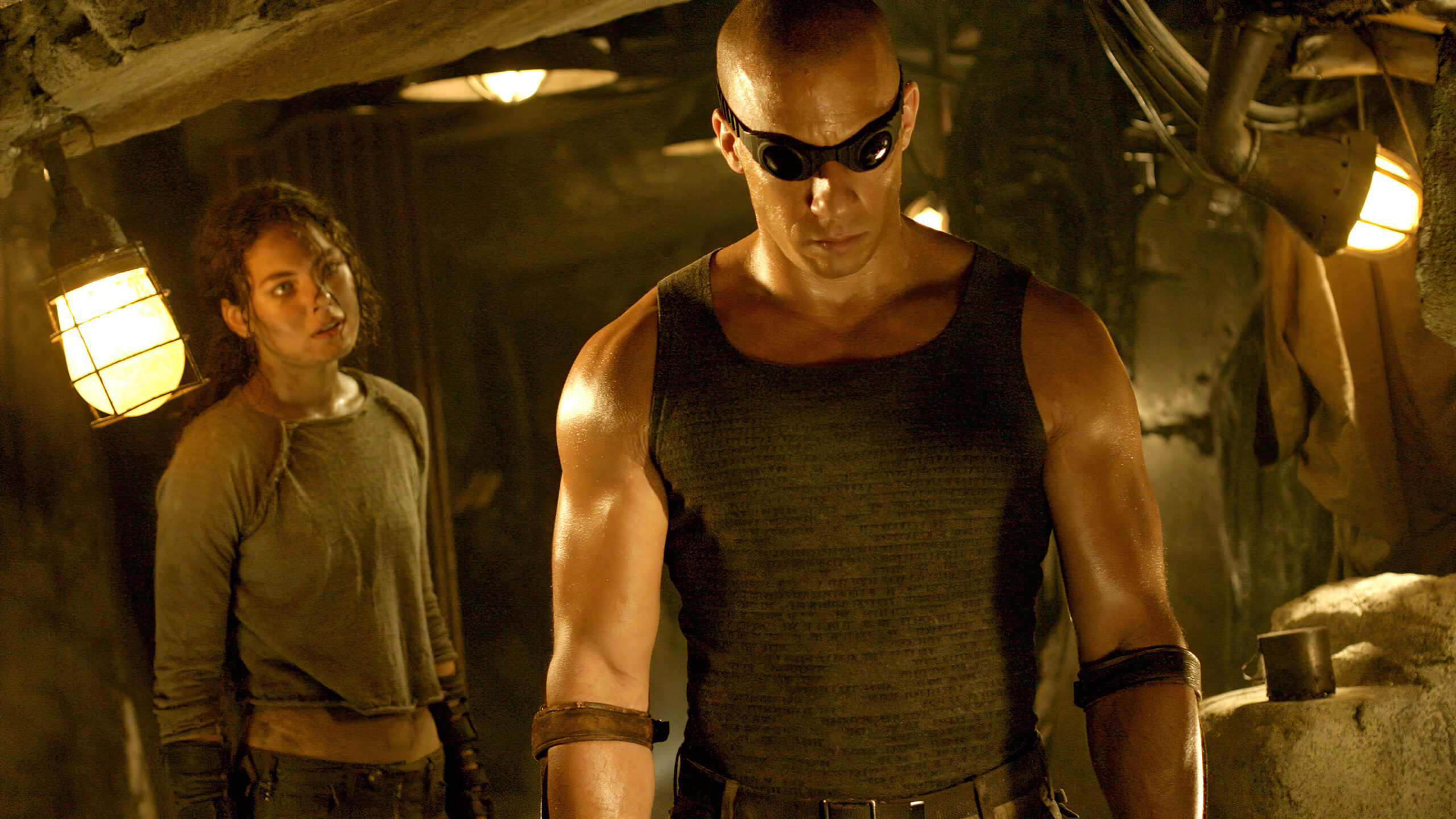 Riddick Günlükleri – The Chronicles of Riddick (2004) 2004, Aksiyon, Alexa Davalos, Bilim Kurgu, Colm Feore, David Twohy, Gerilim, Jim Wheat, Judi Dench, Karl Urban, Ken Wheat, Linus Roache, Macera, Thandiwe Newton, Vin Diesel