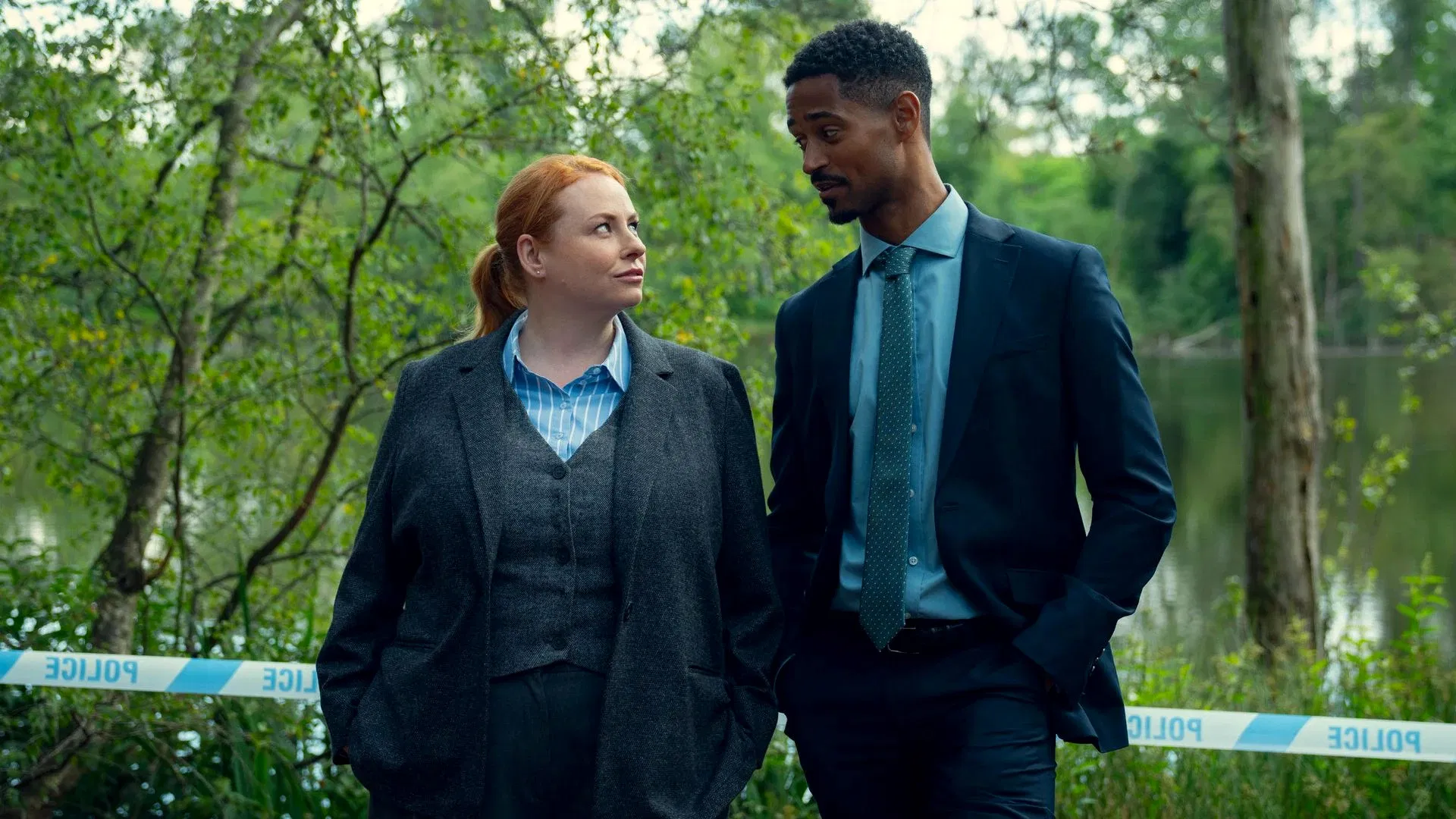 Netflix yapımı Run Away (2026) dizisinden bir fotoğraf.