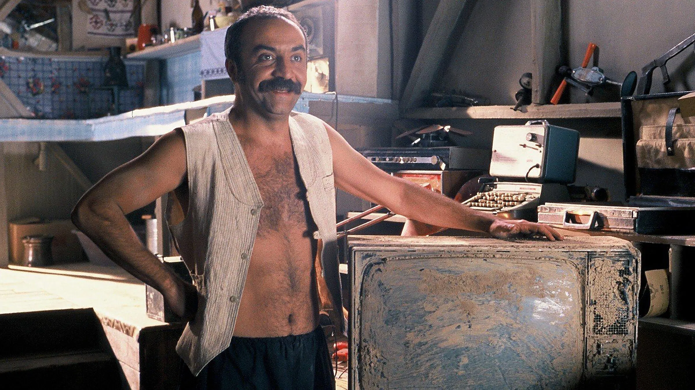 Vizontele (2001) 3 Vizontele (2001) 2001, Altan Erkekli, Bican Günalan, Cem Yılmaz, Cezmi Baskın, Demet Akbağ, Dram, Erdal Tosun, Komedi, Şebnem Sönmez, Tarih, Tuncer Salman, Yılmaz Erdoğan