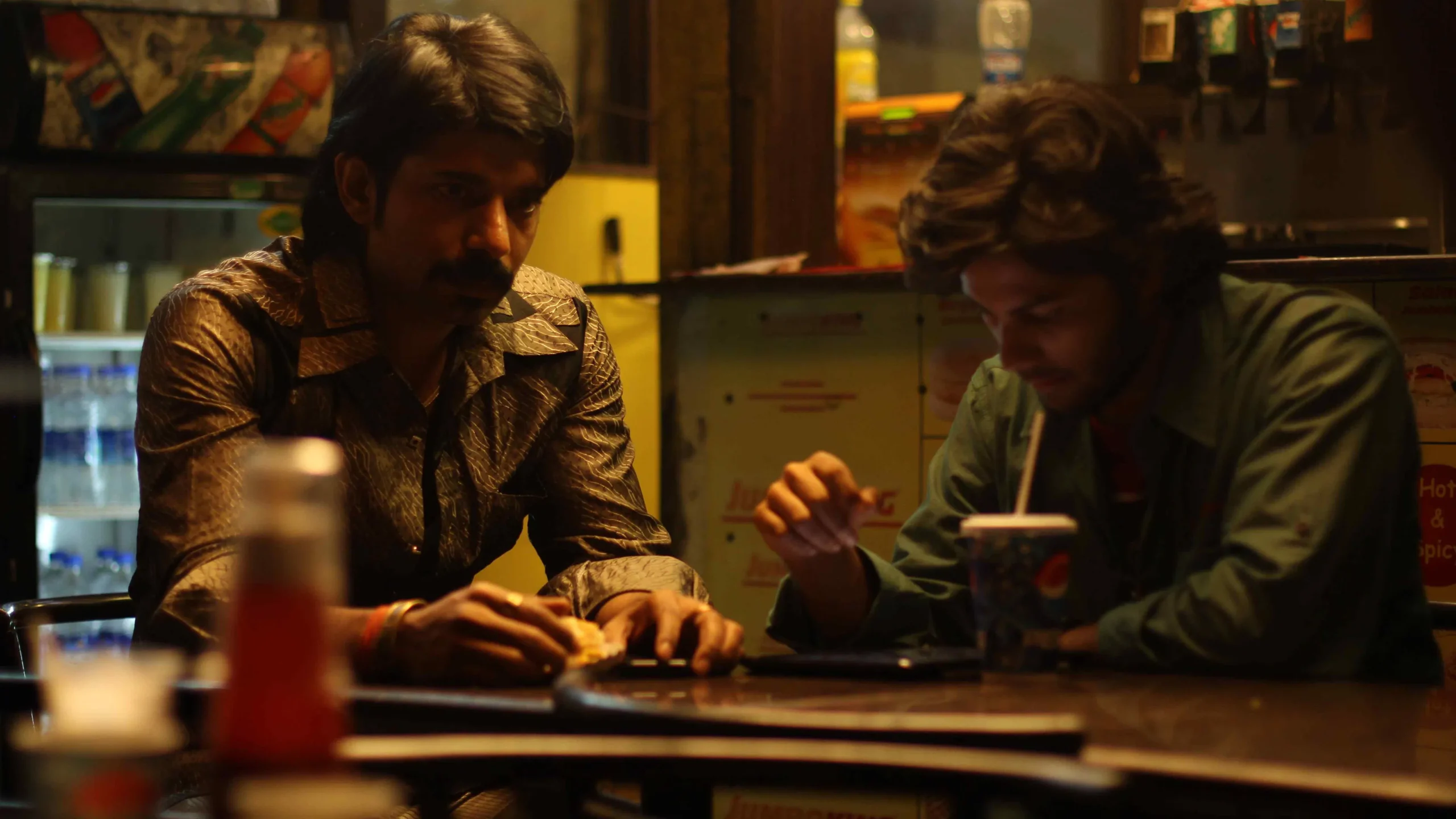Ugly - Çirkin (2013) filminden bir fotoğraf.