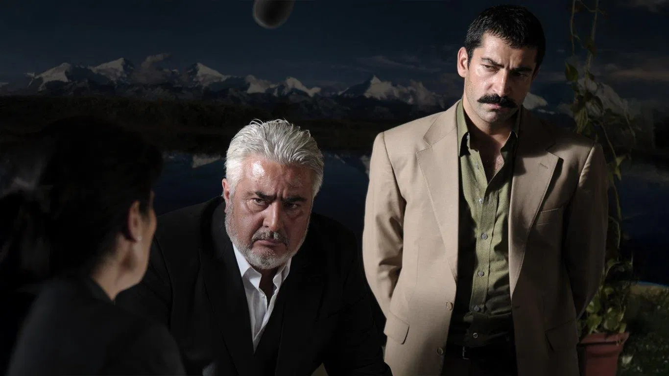 Ejder Kapanı - Dragon Trap (2010) 2 Ejder Kapanı (2010) Türk filminden bir fotoğraf.
