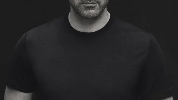 Kenan İmirzalıoğlu Kimdir?