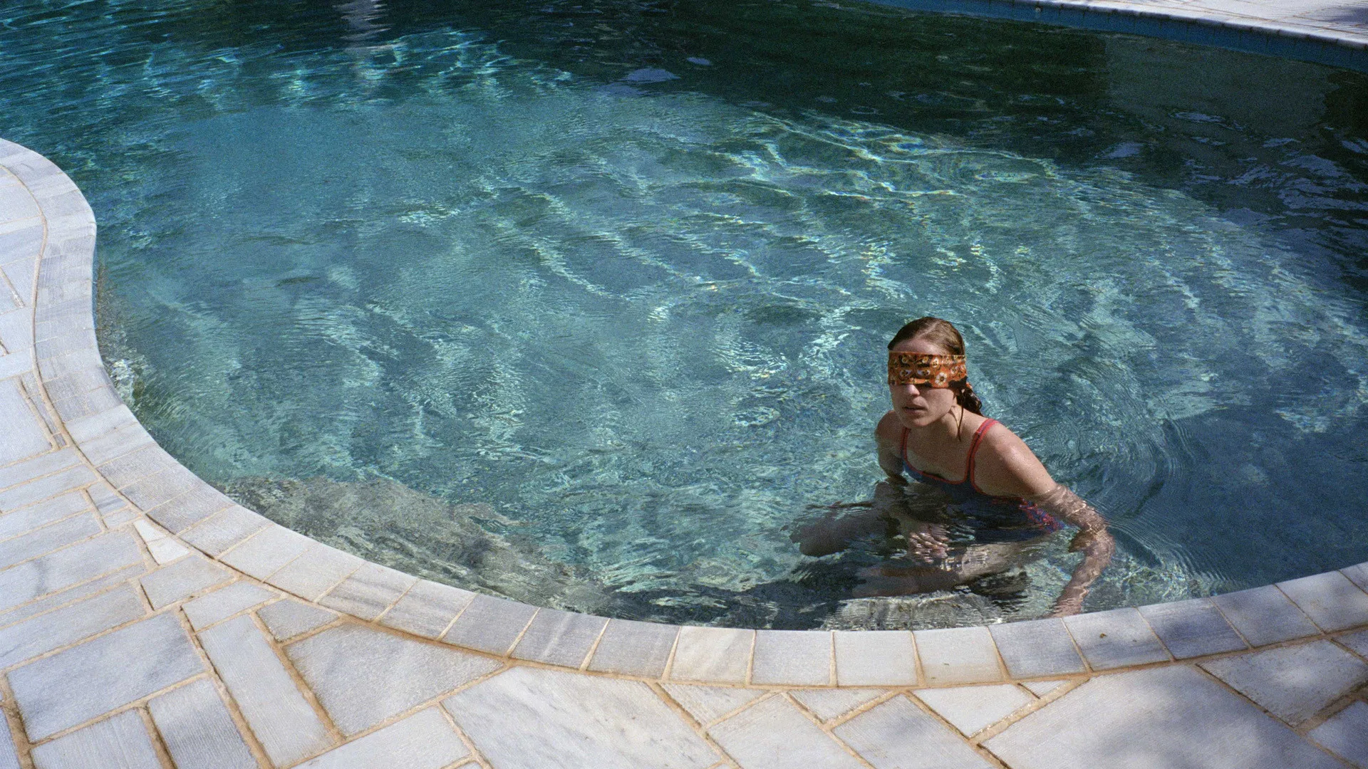 Köpek Dişi - Dogtooth (2009) 4 Köpek Dişi - Dogtooth (2009) 2009, Angeliki Papoulia, Christos Stergioglou, Dram, Efthimis Filippou, Gerilim, Michele Valley, Yorgos Lanthimos