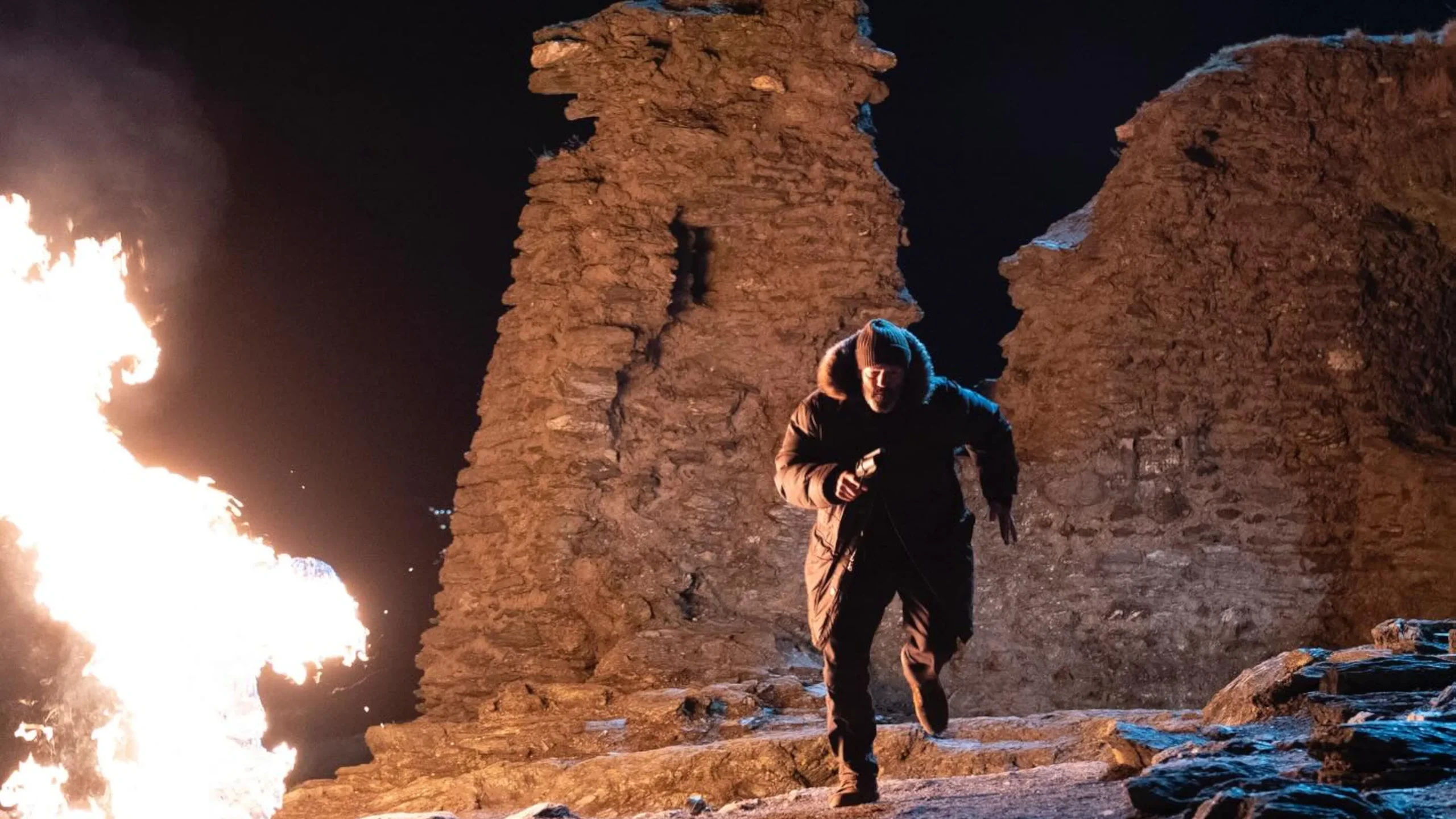 Sığınak - Shelter (2026) 2026, Aksiyon, Anna Crilly, Bodhi Rae Breathnach, Gerilim, Jason Statham, Michael Shaeffer, Ric Roman Waugh, Ward Parry