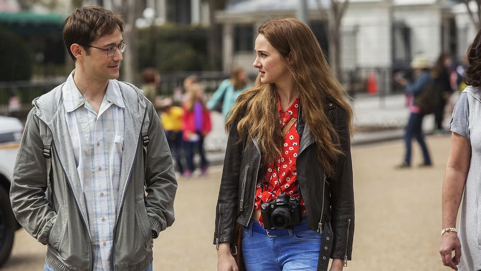 Snowden (2016) 2016, Biyografi, Dram, Gerilim, Jaymes Butler, Joseph Gordon-Levitt, Kieran Fitzgerald, Luke Harding, Melissa Leo, Oliver Stone, Robert Firth, Shailene Woodley, Suç, Zachary Quinto