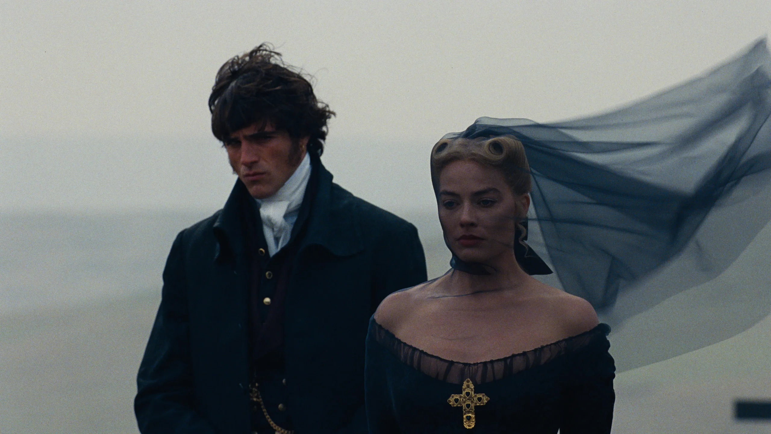 Uğultulu Tepeler - Wuthering Heights (2026) 4 Uğultulu Tepeler - Wuthering Heights (2026) 2026, Dram, Emerald Fennell, Emily Brontë, Hong Chau, Jacob Elordi, Margot Robbie, Romantik