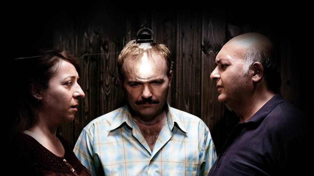 Vavien (2009) 3 Vavien (2009) 2009, Binnur Kaya, Dram, Durul Taylan, Engin Günaydın, Gerilim, İlker Aksum, Komedi, Settar Tanrıöğen, Yağmur Taylan