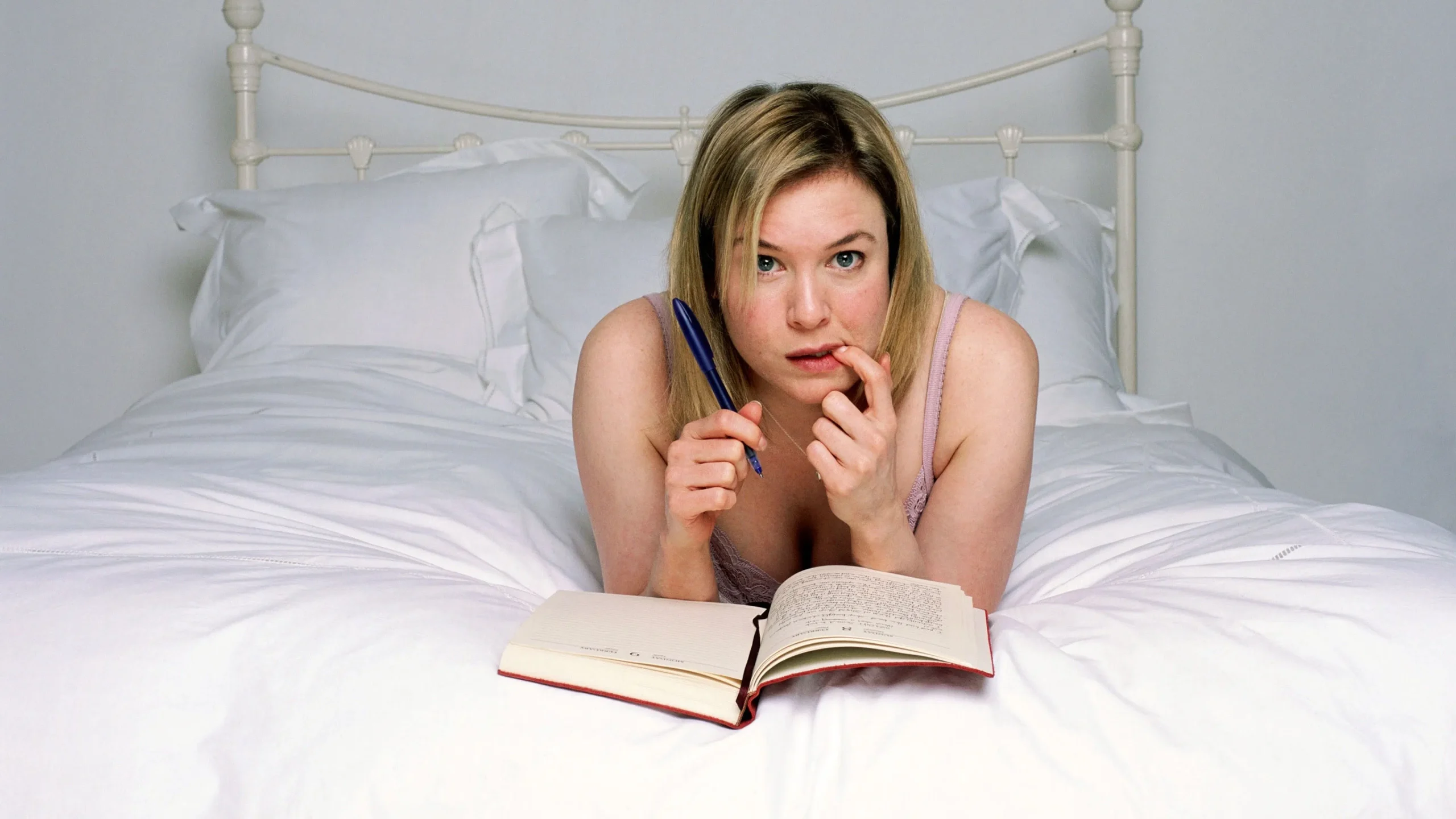 Bridget Jones'un Günlüğü - Bridget Jones'e Diary (2001) 2001, Andrew Davies, Celia Imrie, Colin Firth, Dram, Gemma Jones, Helen Fielding, Hugh Grant, James Faulkner, Jim Broadbent, Komedi, Renée Zellweger, Richard Curtis, Romantik, Sharon Maguire