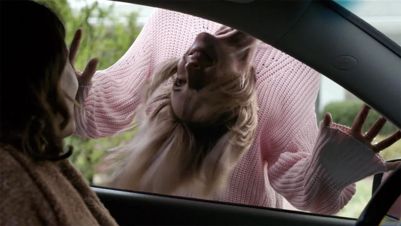 Gülümse - Smile (2022) 2022, Caitlin Stasey, Gerilim, Gillian Zinser, Gizem, Jessie T. Usher, Kal Penn, Korku, Kyle Gallner, Parker Finn, Rob Morgan, Robin Weigert, Sosie Bacon