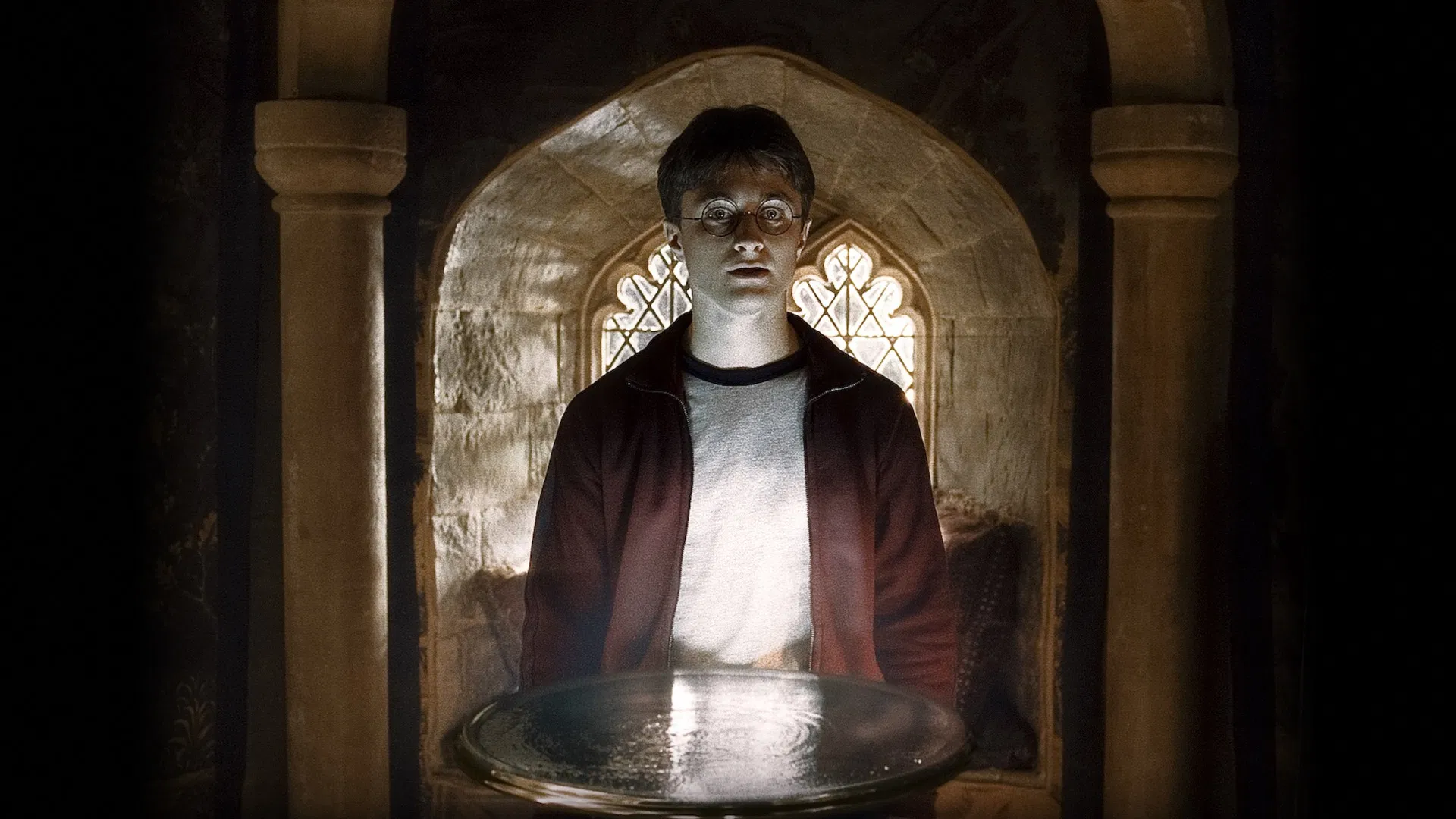 Harry Potter ve Zümrüdüanka Yoldaşlığı - Harry Potter and the Order of the Phoenix (2007) 2007, Aile, Aksiyon, Alan Rickman, Bonnie Wright, Brendan Gleeson, Daniel Radcliffe, David Bradley, David Yates, Emma Thompson, Emma Watson, Fantastik, Fiona Shaw, Gary Oldman, George Harris, Gizem, Harry Melling, Imelda Staunton, J.K. Rowling, James Phelps, Julie Walters, Kathryn Hunter, Macera, Maggie Smith, Mark Williams, Michael Gambon, Michael Goldenberg, Oliver Phelps, Ralph Fiennes, Richard Griffiths, Robert Pattinson, Rupert Grint, Tom Felton