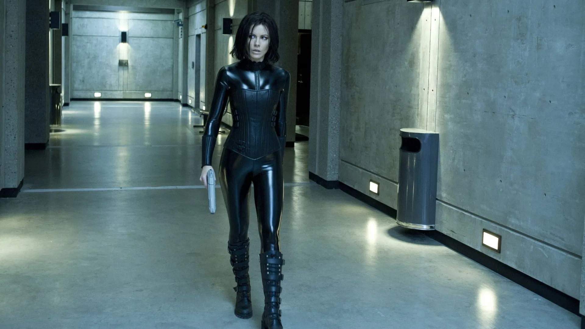 Karanlıklar Ülkesi: Uyanış - Underworld: Awakening (2012) 2012, Aksiyon, Björn Stein, Fantastik, Gerilim, India Eisley, J. Michael Straczynski, John Hlavin, Kate Beckinsale, Len Wiseman, Mans Marlind, Michael Ealy, Stephen Rea