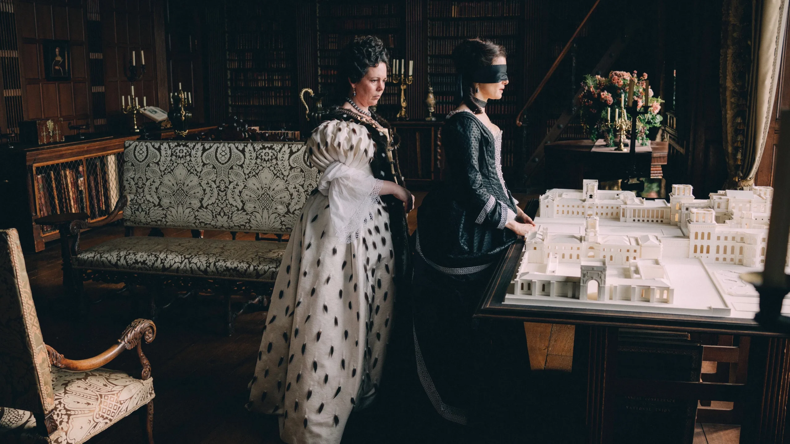 Sarayın Gözdesi - The Favourite (2018) 2018, Biyografi, Deborah Davis, Dram, Emma Delves, Emma Stone, Faye Daveney, Komedi, Olivia Colman, Rachel Weisz, Tarih, Tony McNamara, Yorgos Lanthimos