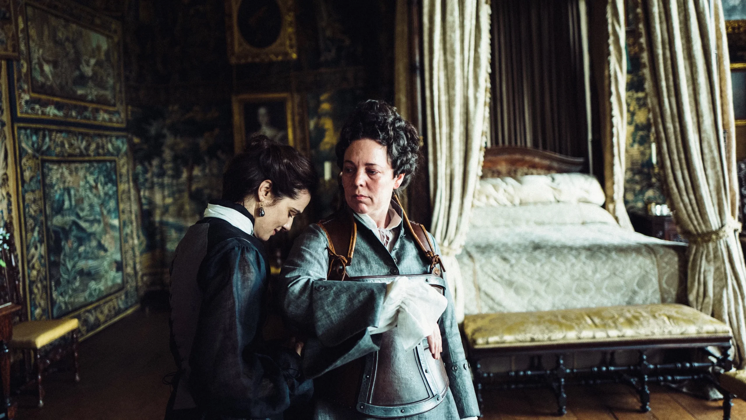 Sarayın Gözdesi - The Favourite (2018) 2018, Biyografi, Deborah Davis, Dram, Emma Delves, Emma Stone, Faye Daveney, Komedi, Olivia Colman, Rachel Weisz, Tarih, Tony McNamara, Yorgos Lanthimos