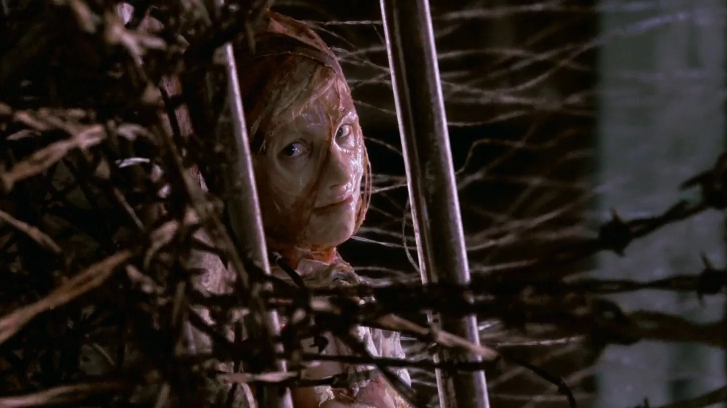 Sessiz Tepe - Silent Hill (2006) 2006, Christophe Gans, Deborah Kara Unger, Gizem, Kim Coates, Korku, Laurie Holden, Radha Mitchell, Roger Avary, Sean Bean, Tanya Allen