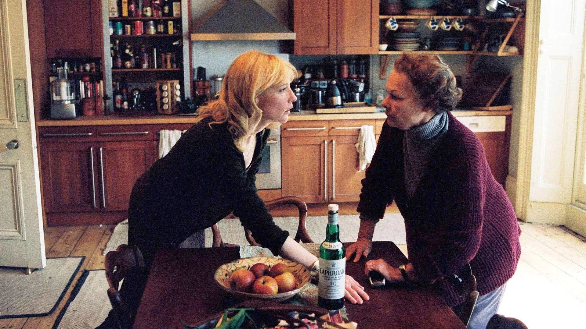 Skandal - Notes on a Scandal (2006) 2006, Andrew Simpson, Cate Blanchett, Dram, Gerilim, Joanna Scanlan, Judi Dench, Michael Maloney, Patrick Marber, Richard Eyre, Romantik, Suç, Tom Georgeson, Zoe Heller