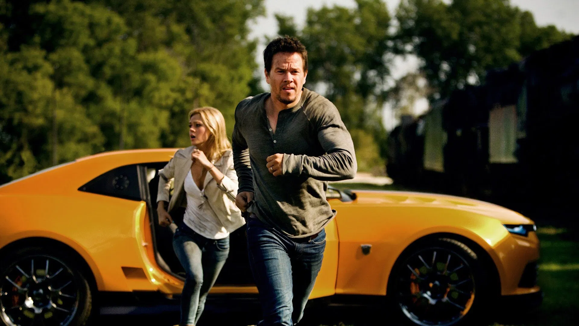 Transformers 4: Kayıp Çağ - Transformers: Age of Extinction (2014) 2014, Aksiyon, Bilim Kurgu, Bingbing Li, Ehren Kruger, Jack Reynor, Kelsey Grammer, Komedi, Macera, Mark Wahlberg, Michael Bay, Nicola Peltz Beckham, Sophia Myles, Stanley Tucci, Titus Wlliver