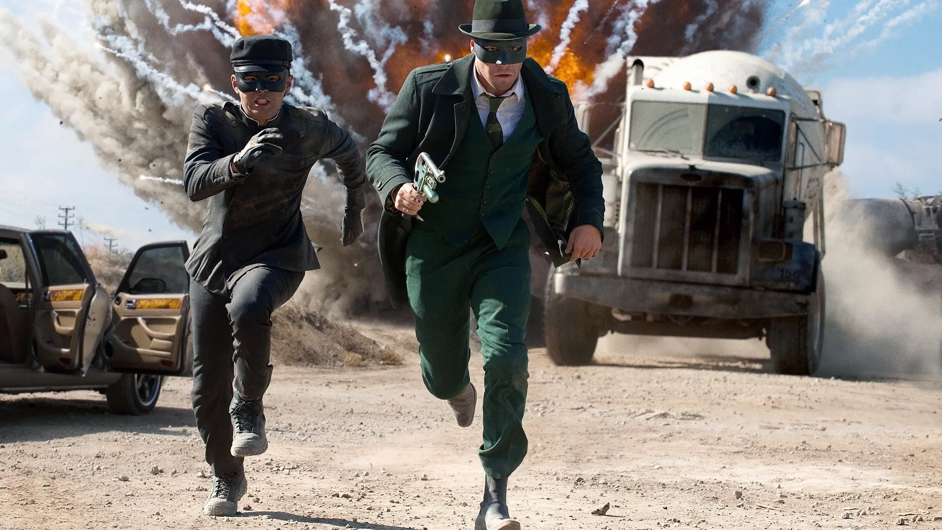 Yeşil Yaban Arısı - The Green Hornet (2011) filminden bir fotoğraf paylaşıyoruz.