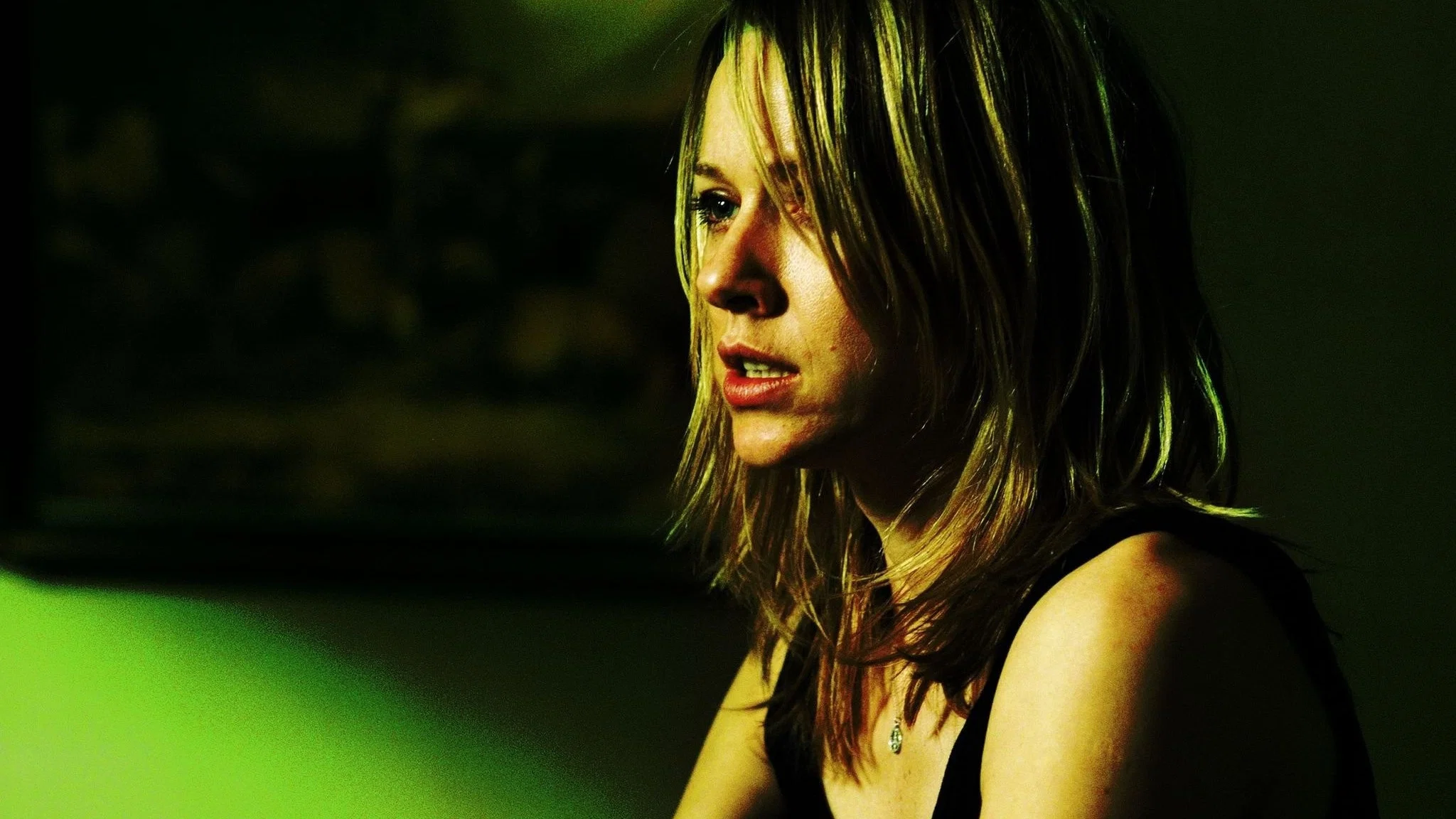 2003 yapımı film 21 Gram - 21 Grams'ın bilgileri, fragmanı ve diğer detayları içerikte yer alıyor.