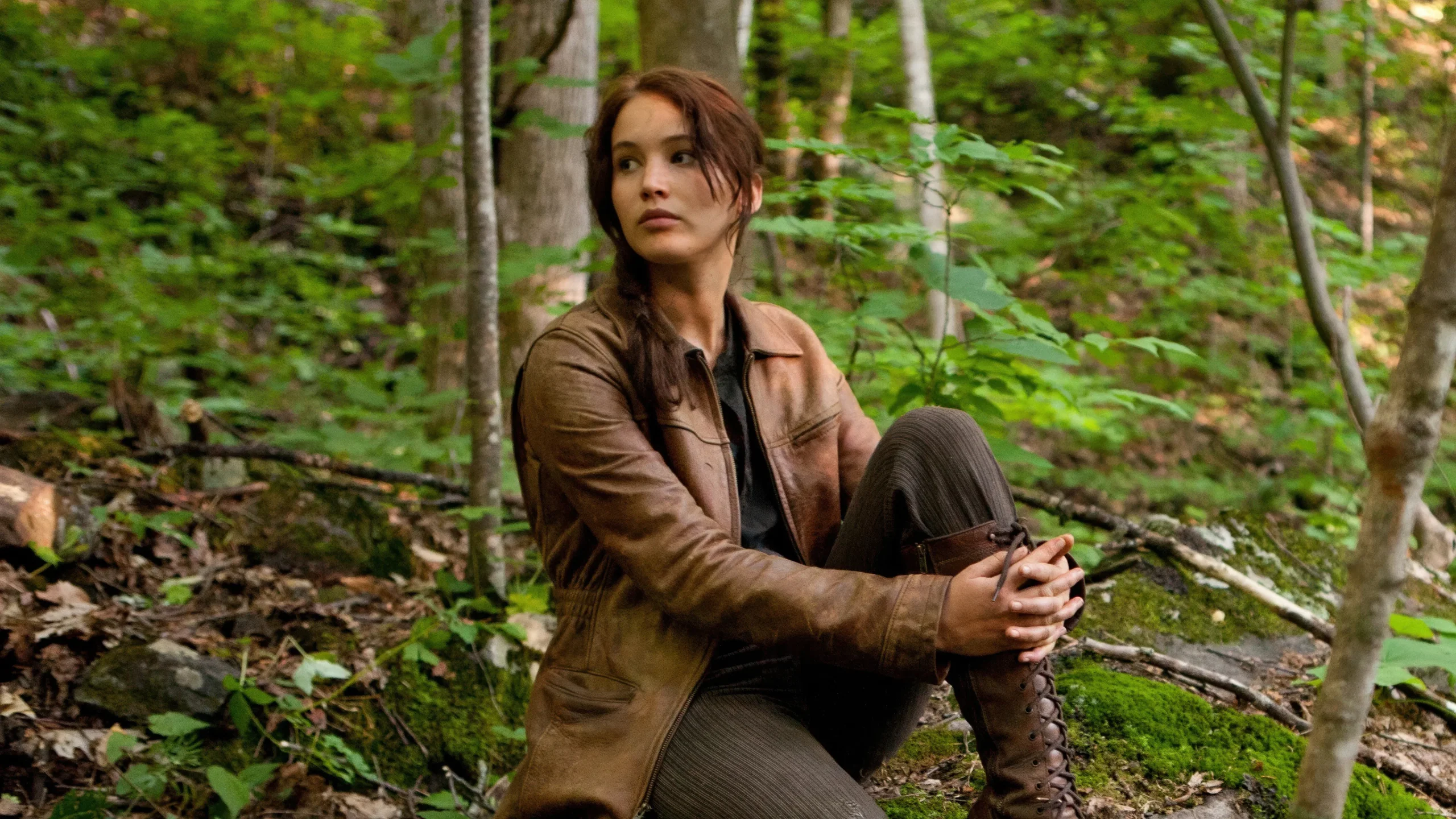 Açlık Oyunları - The Hunger Games (2012) 2012, Aksiyon, Bilim Kurgu, Billy Ray, Elizabeth Banks, Gary Ross, Gerilim, Jennifer Lawrence, Josh Hutcherson, Liam Hemsworth, Macera, Stanley Tucci, Suzanne Collins, Wes Bentley, Willow Shields