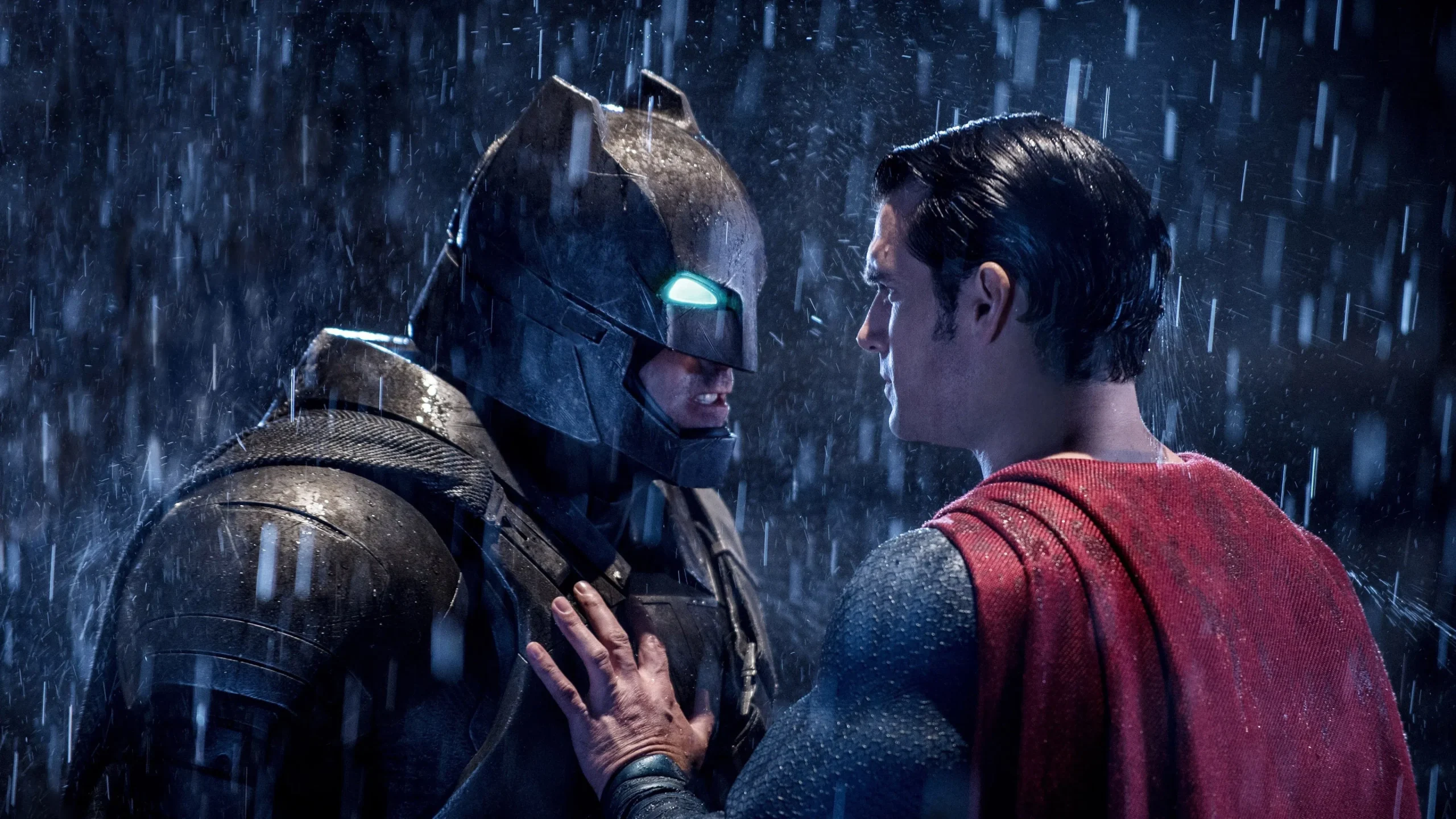 Batman v Superman: Adaletin Şafağı - Batman v Superman: Dawn of Justice (2016) 2 2016 yapımı film Batman v Superman: Adaletin Şafağı'nın bilgileri, fragmanı ve diğer detayları içerikte yer alıyor.