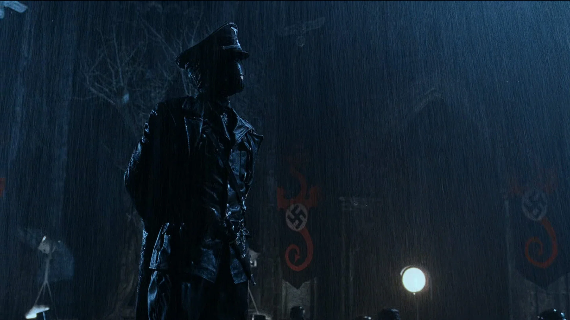 Hellboy (2004) 4 Hellboy (2004) 2004, Aksiyon, Doug Jones, Fantastik, Guillermo del Toro, John Hurt, Korku, Macera, Mike Mignola, Peter Briggs, Ron Perlman, Selma Blair